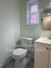 405 Valley Ave SE in Washington, DC - Building Photo - Building Photo