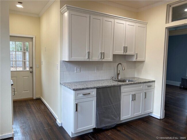 69 Fountain St in New Haven, CT - Building Photo - Building Photo