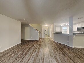 6714 Hidden Colony Ln in Dickinson, TX - Building Photo - Building Photo