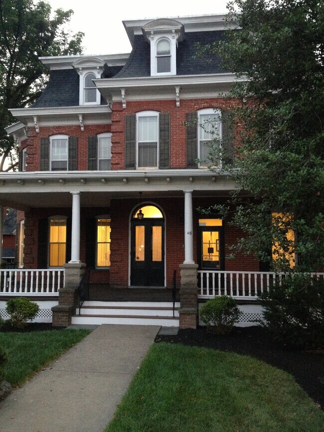 116 Washington St in East Stroudsburg, PA - Building Photo - Building Photo