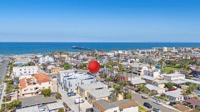 239 Ebony Ave, Unit 4 in Imperial Beach, CA - Foto de edificio - Building Photo