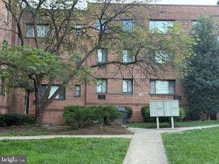 property at 4715 1st St SW