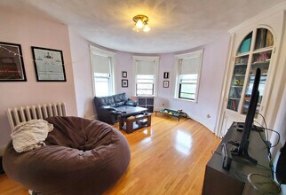 1775 Massachusetts Ave, Unit 6 in Cambridge, MA - Foto de edificio - Building Photo