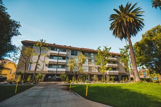 fai213 in Los Angeles, CA - Building Photo - Interior Photo