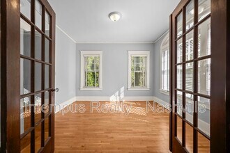 1508 Gale Ln in Nashville, TN - Building Photo - Building Photo