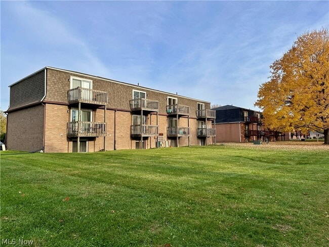 4107 Orchard Dale Dr NW in Canton, OH - Building Photo - Building Photo