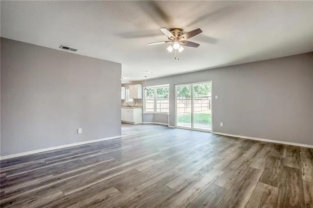 5717 Macrae St in Haltom City, TX - Building Photo - Building Photo