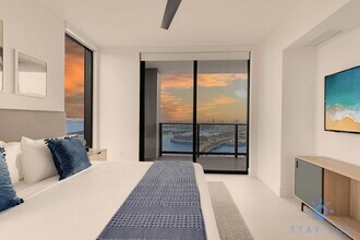 601 NE 1st Ave in Miami, FL - Building Photo - Building Photo