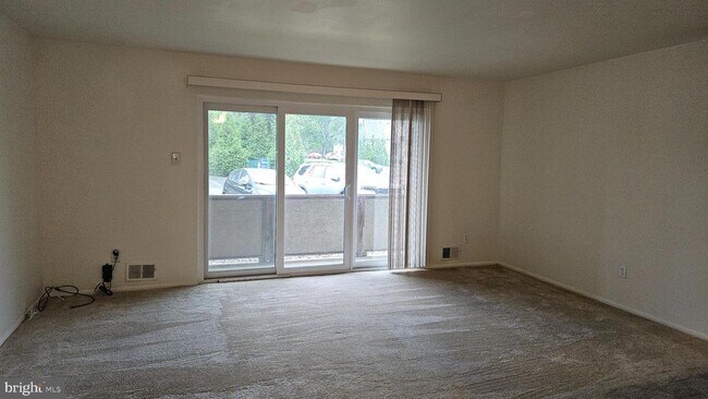 1505 The Woods in Cherry Hill Township, NJ - Building Photo - Building Photo