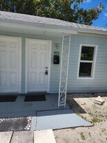 405 2nd Ave S in Lake Worth Beach, FL - Building Photo
