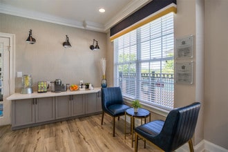Willow Grove Apartment Homes in Danbury, CT - Building Photo - Building Photo