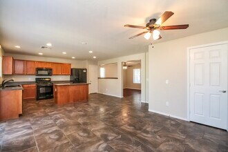 1726 E Bradstock Way in Queen Creek, AZ - Building Photo - Building Photo