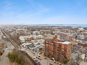 77 Adams St in Quincy, MA - Building Photo - Building Photo