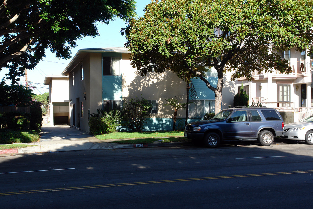 945 Main St in El Segundo, CA - Foto de edificio