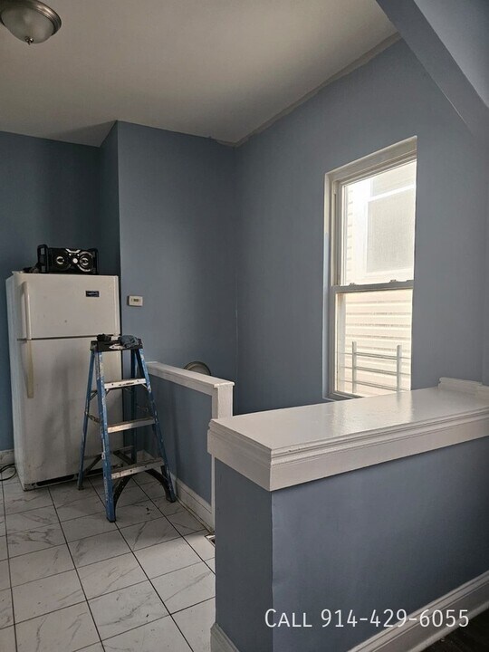 143 Stanley Ave in Yonkers, NY - Building Photo