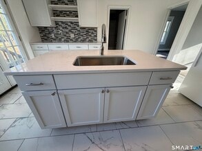 402 Allen St in New Britain, CT - Building Photo - Building Photo