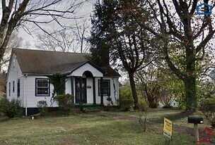 3502 Lansing Ave in Knoxville, TN - Building Photo