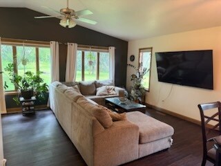 property at 409 Meadow Ct