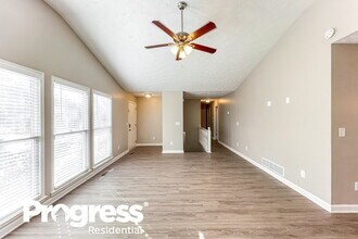 700 Gregory Manor Dr SW in Smyrna, GA - Building Photo - Building Photo