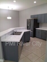 818 Filmore Ln in Orange Park, FL - Building Photo - Building Photo