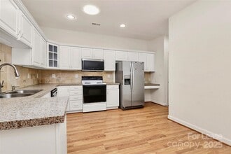 11357 Olde Turnbury Ct in Charlotte, NC - Building Photo - Building Photo
