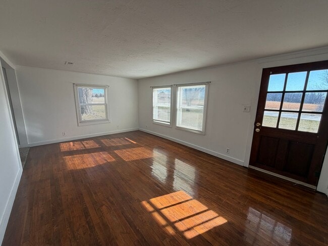 26809 State Hwy 32 in Lebanon, MO - Building Photo - Building Photo