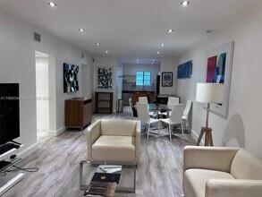 1341 15th St in Miami Beach, FL - Building Photo - Building Photo