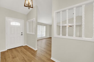 7525 Melody Ln in Panama City, FL - Foto de edificio - Building Photo