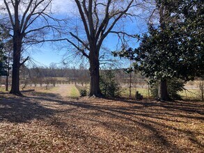 11440 U.S. Hwy 431 in Wellington, AL - Building Photo - Building Photo