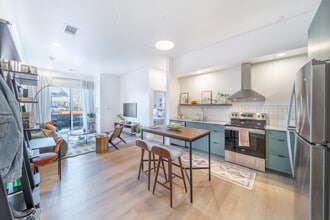 First Street Flats in Rogers, AR - Building Photo - Building Photo