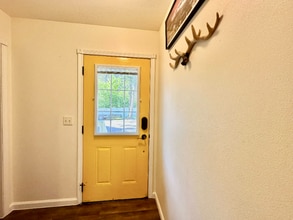 12 River Falls Dr in Columbia Falls, MT - Building Photo - Building Photo