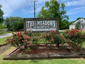 501 N Kibbe St in Erath, LA - Building Photo