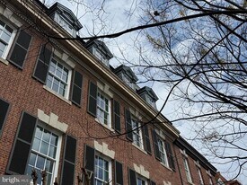 2125 S St NW in Washington, DC - Building Photo