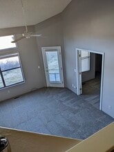560 Autumn Crest Cir in Colorado Springs, CO - Foto de edificio - Building Photo