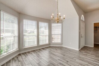 12425 Seven Eagles Ln in Burleson, TX - Building Photo - Building Photo