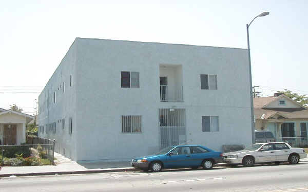 182 W Vernon Ave in Los Angeles, CA - Building Photo - Building Photo