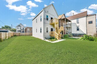 714 W 48th Pl in Chicago, IL - Foto de edificio - Building Photo