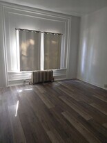 336 N 6th St in Reading, PA - Building Photo