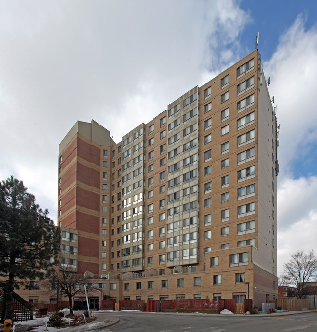 Mimico Co-Operative Homes in Toronto, ON - Building Photo - Building Photo