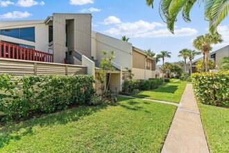 1605 S US Hwy 1 in Jupiter, FL - Foto de edificio - Building Photo