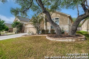 11338 Ivy Cadence in San Antonio, TX - Building Photo
