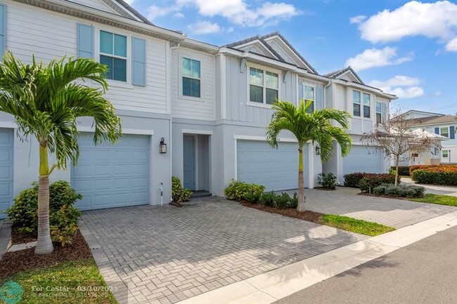 218 Preserve Trl S in Stuart, FL - Foto de edificio - Building Photo