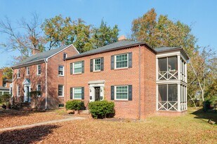 3916 Stuart Ave in Richmond, VA - Building Photo