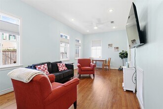 1511 Church St in Galveston, TX - Foto de edificio - Building Photo