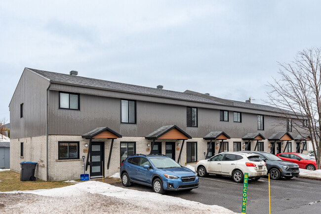 266 Cayer St in Lévis, QC - Building Photo - Building Photo