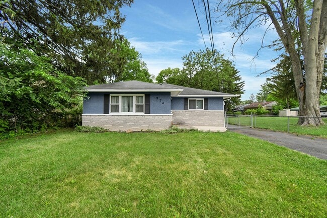 property at 272 Collingwood Ave