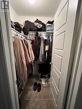 221 Vivant St in Newmarket, ON - Building Photo - Building Photo