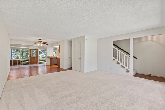 property at 98-1724-1724 Ka?ahumanu St