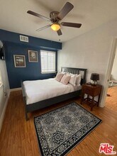 11601 Moorpark St in Los Angeles, CA - Building Photo - Building Photo