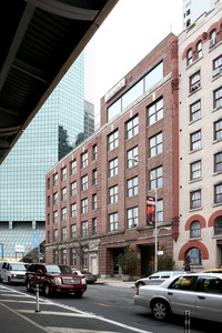 80 South Street Seaport in New York, NY - Foto de edificio - Building Photo